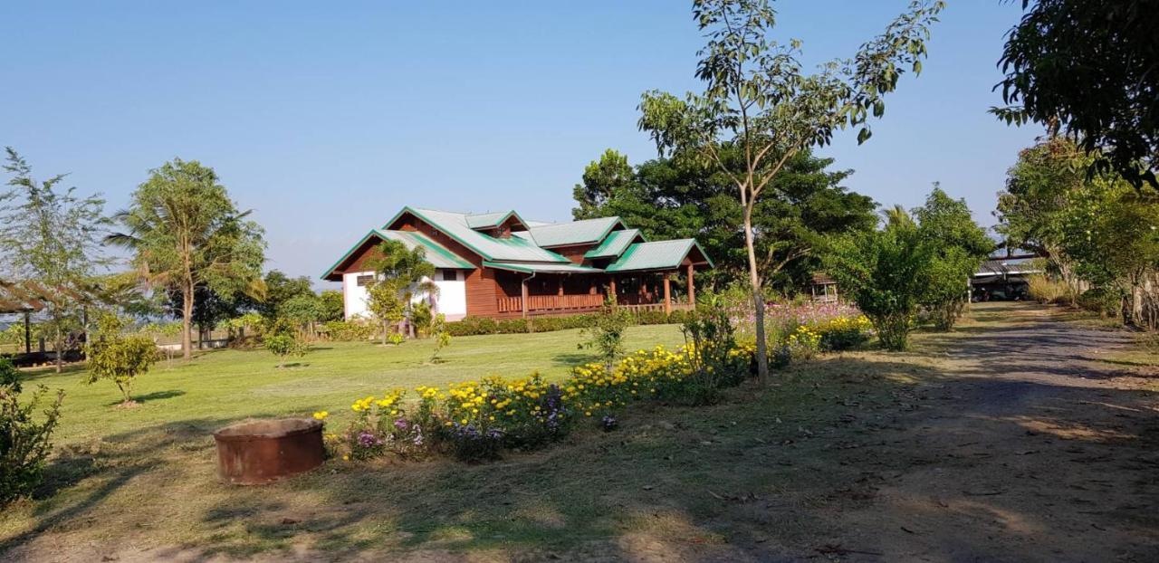 Ban Chang Klang Na Nong ap Chang Esterno foto